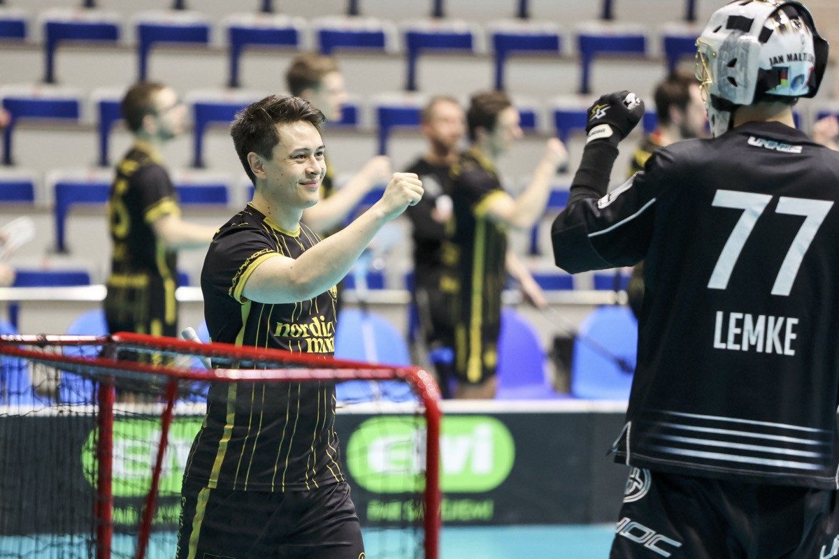 Im Bild: Nationalspieler Tino von Pritzbuer.